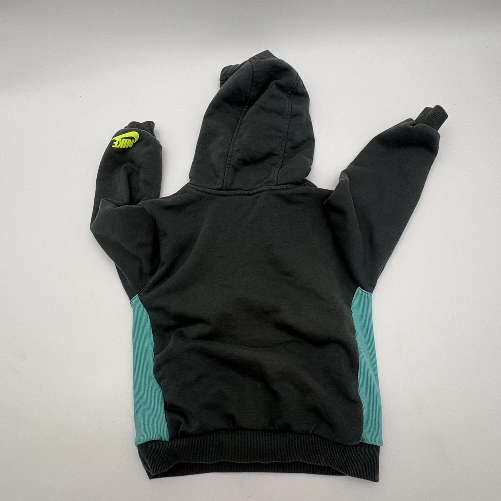 Nike Hoodie Kids 5-6 Years Gray Colorblock Just Do It Graphic Fleece Pullover‎